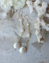 Load image into Gallery viewer, Multi Pearl Chain Drops
