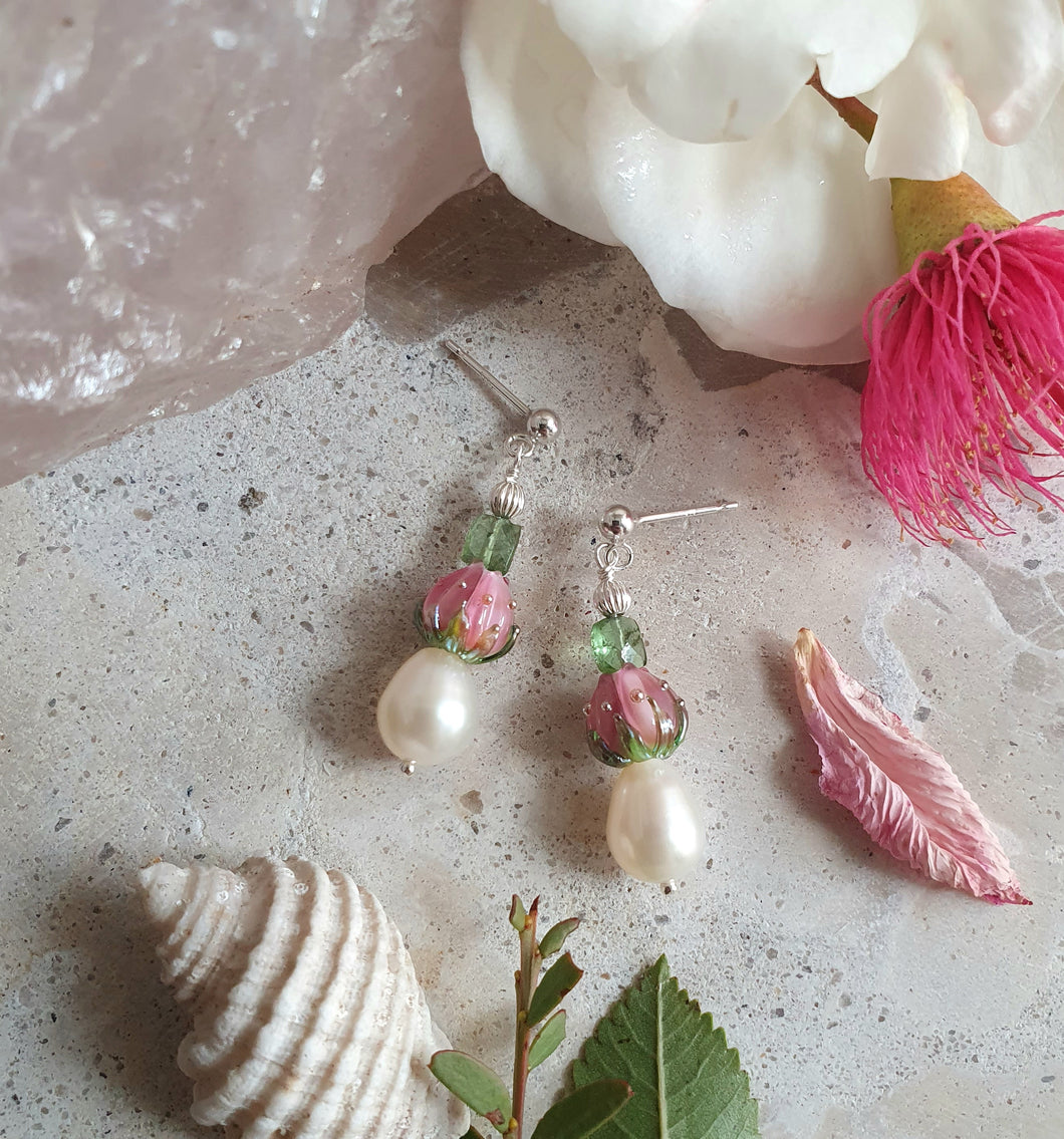 Flower & Pearl Drops