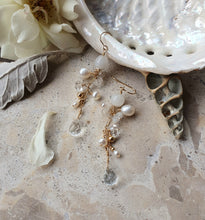 Load image into Gallery viewer, Dream Drops Cluster Earrings in Ice
