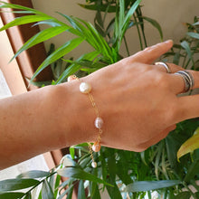 Load image into Gallery viewer, Pearl Bracelet
