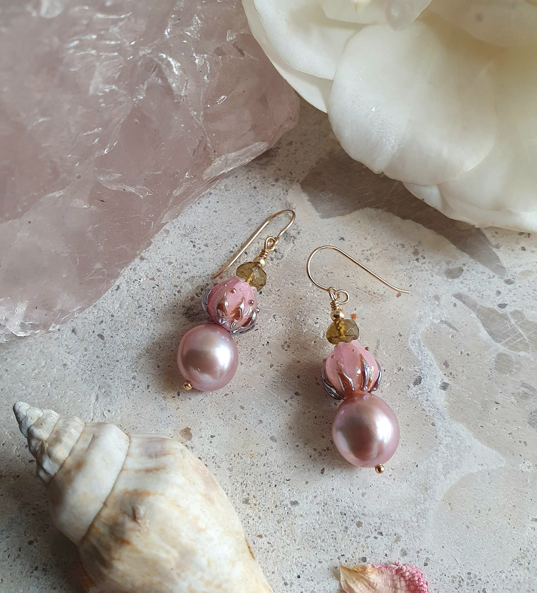 Flower & Pearl Drops